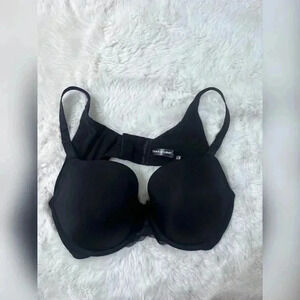 Torrid T-Shirt Lightly Lined Smooth Straight Back Bra in Rich Black Like New